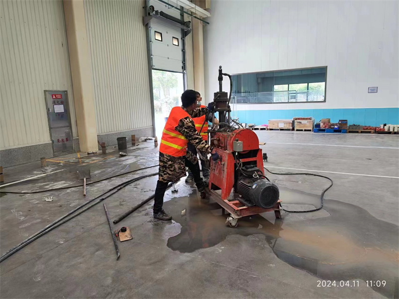 河东区街道厂房地面下沉塌陷注浆加固施工